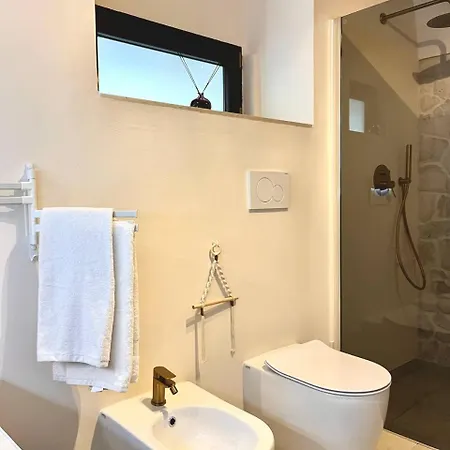 شقة Dimore Mida برينديسي