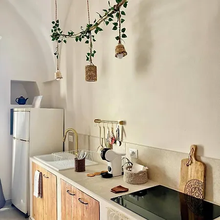 Dimore Mida برينديسي